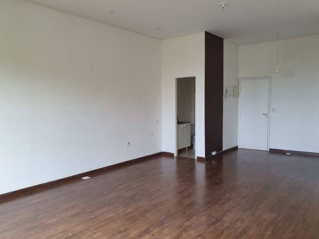 Sala com 41m², à venda, no bairro Chácara São João em Carapicuíba