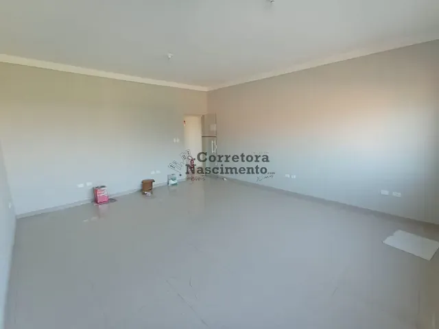 Sala com 34m², para alugar, no bairro Jardim Altos de Santana I em Jacareí