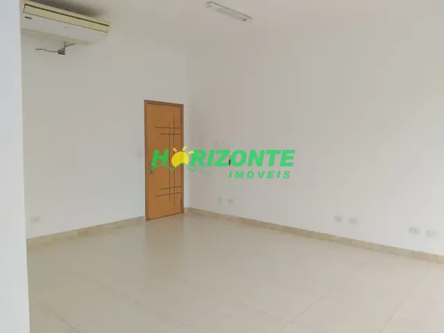 Sala com 40m², para alugar, no bairro urbanova em São José dos Campos