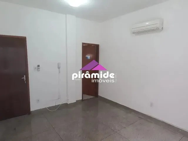 Sala com 15m², para alugar, no bairro Bosque dos Eucaliptos em São José Dos Campos