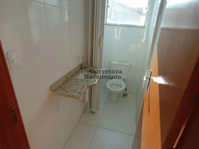 Sala com 32m², para alugar, no bairro Jardim Altos de Santana I em Jacareí