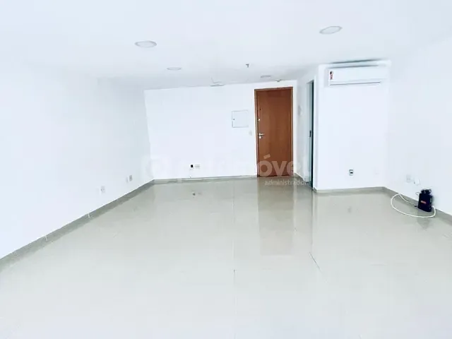 Sala com 38m², à venda, no bairro Barra da Tijuca em Rio de Janeiro