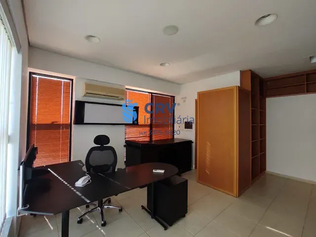 Sala com 92m², à venda, no bairro Vila Ipiranga em Londrina