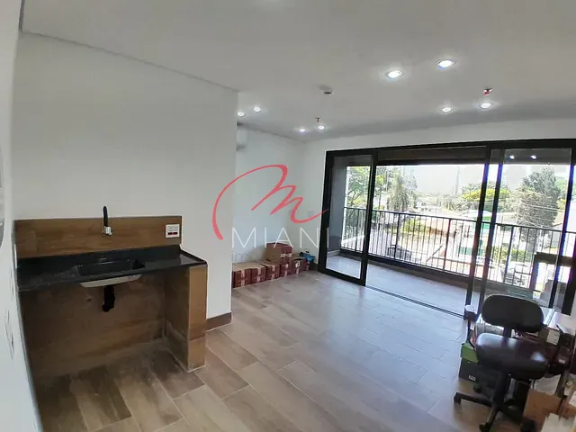 Sala à venda ou para alugar, no bairro Butantã em São Paulo