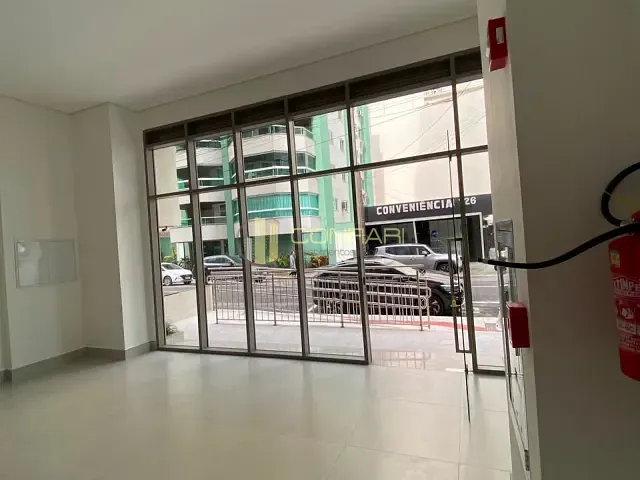 Sala para alugar, no bairro Meia praia em Itapema