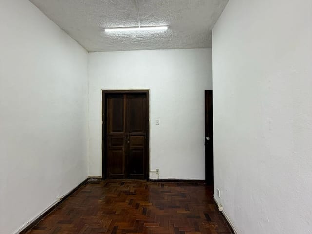 Sala para alugar, no bairro Centro em Petrópolis