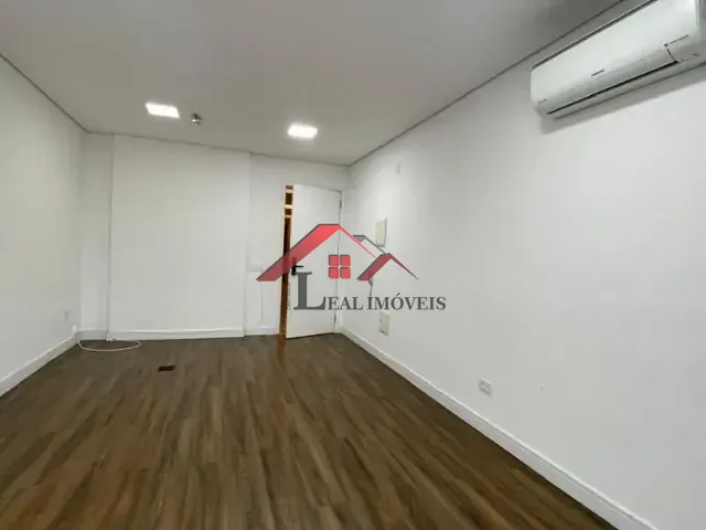 Sala com 32m², para alugar, no bairro Jardim em Santo André