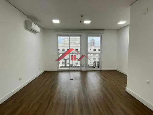 Sala com 32m², para alugar, no bairro Jardim em Santo André