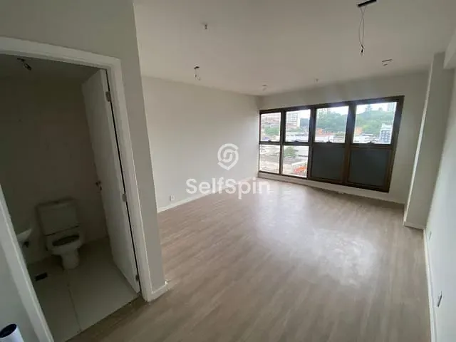 Sala para alugar, no bairro São Domingos em Niterói