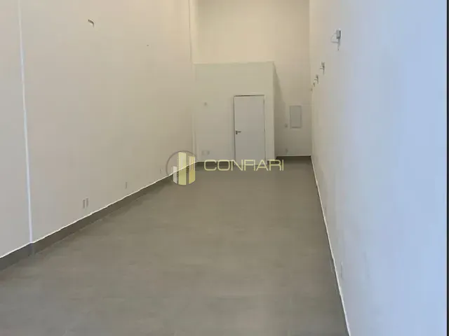 Sala para alugar, no bairro Pereque em Porto Belo