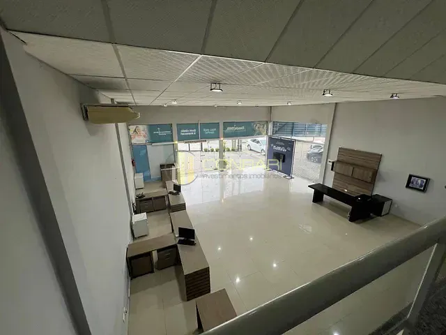 Sala para alugar, no bairro Pereque em Porto Belo