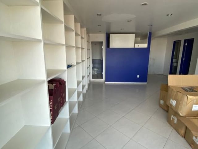 Sala com 40m², à venda, no bairro Cidade Ariston Estela Azevedo em Carapicuíba
