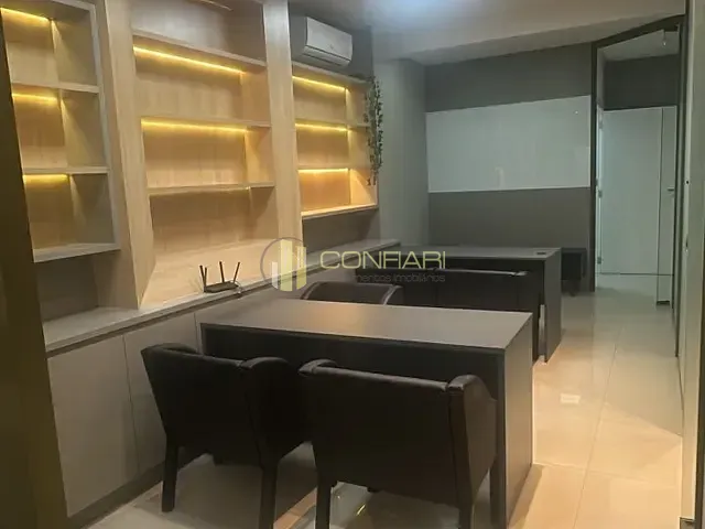 Sala para alugar, no bairro Meia Praia em Itapema