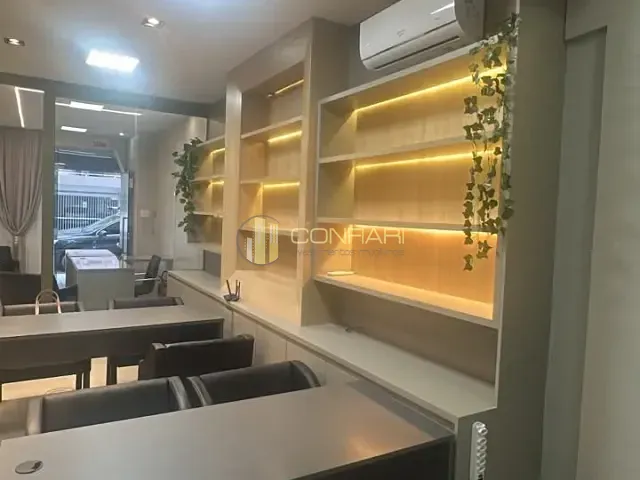 Sala para alugar, no bairro Meia Praia em Itapema