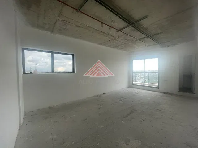 Sala com 37m², à venda, no bairro Vila Bocaina em Mauá