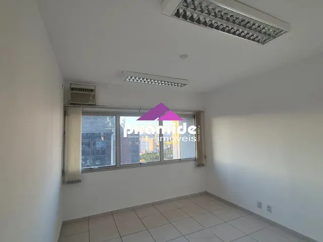 Sala com 28m², para alugar, no bairro Jardim São Dimas em São José Dos Campos