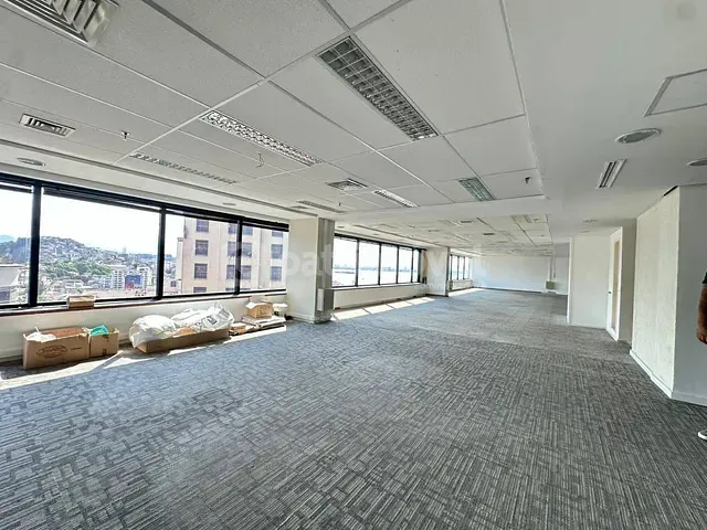 Sala para alugar, no bairro Centro em Rio de Janeiro