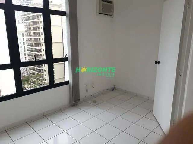 Sala com 36m², para alugar, no bairro Parque Residencial Aquarius em São José dos Campos