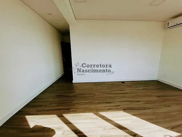 Sala com 232m², à venda ou para alugar, no bairro Centro em Jacareí