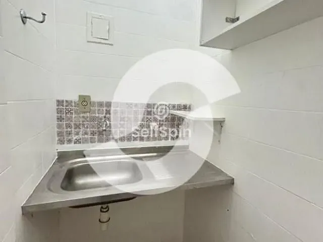 Sala para alugar, no bairro Centro em Niterói