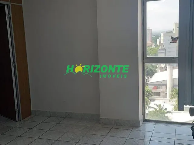 Sala com 36m², à venda ou para alugar, no bairro Jardim São Dimas em São José dos Campos