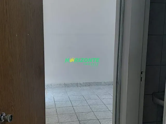 Sala com 42m², à venda ou para alugar, no bairro Jardim São Dimas em São José dos Campos