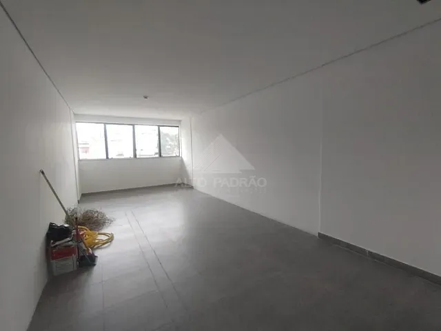 Sala com 38m², para alugar, no bairro Jardim Haydee em Mauá