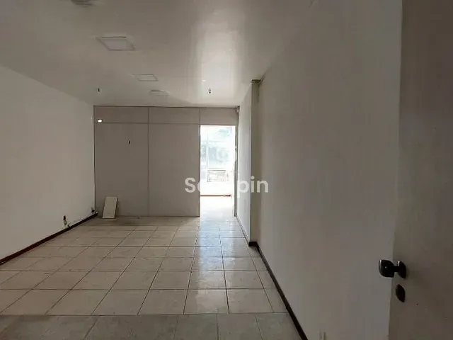 Sala para alugar, no bairro Centro em Niterói
