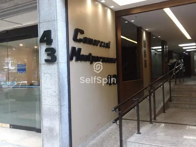Sala para alugar, no bairro Centro em Niterói