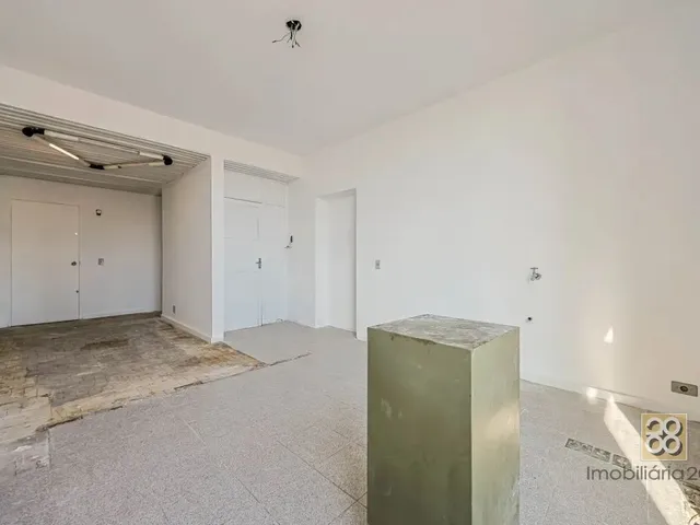 Sala à venda, no bairro Centro em Curitiba