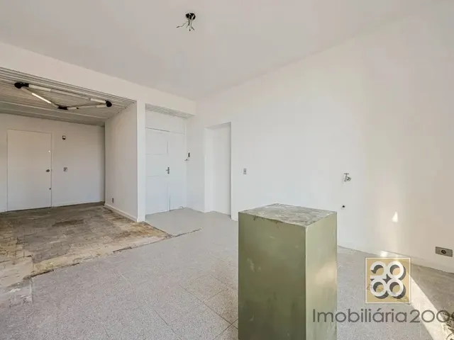 Sala à venda, no bairro Centro em Curitiba