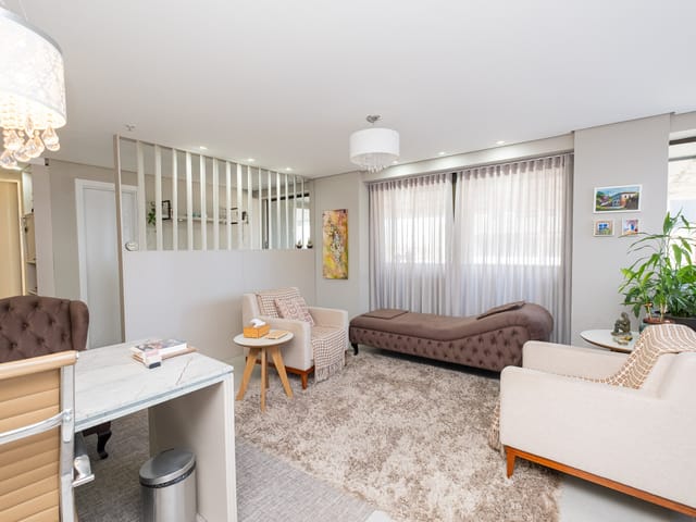 Sala à venda, no bairro São Gonçalo em Pelotas