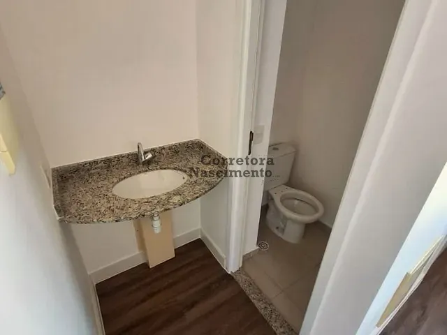 Sala com 34m², à venda ou para alugar, no bairro Centro em Jacareí