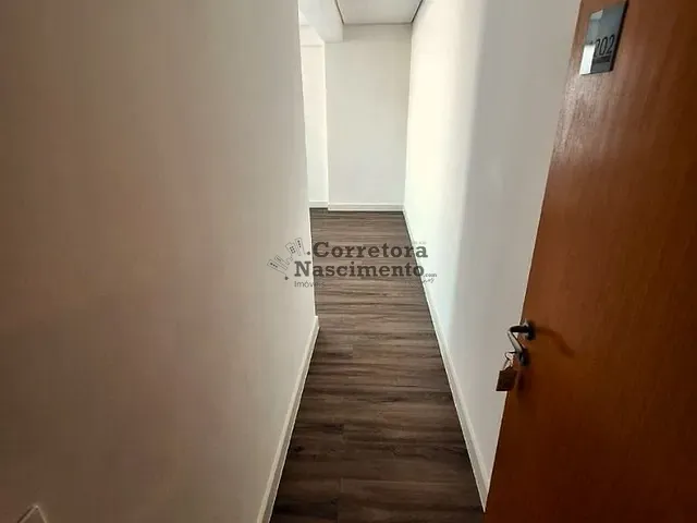 Sala com 34m², à venda ou para alugar, no bairro Centro em Jacareí