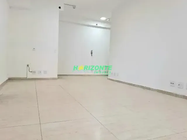 Sala com 44m², à venda, no bairro Jardim São Dimas em São José dos Campos