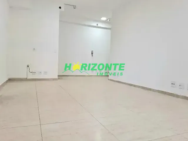 Sala com 44m², à venda, no bairro Jardim São Dimas em São José dos Campos