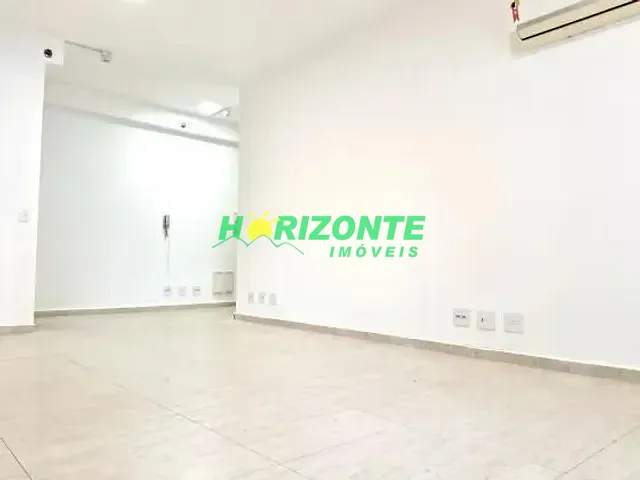 Sala com 44m², à venda, no bairro Jardim São Dimas em São José dos Campos