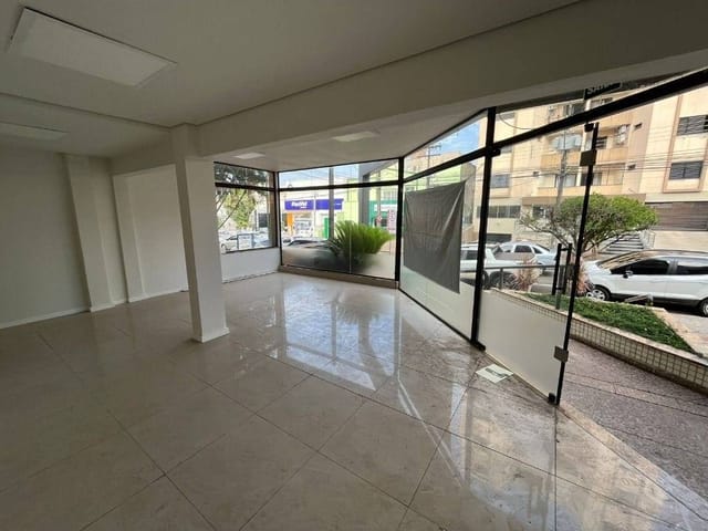 Loja com 170m², para alugar, no bairro Centro em Londrina
