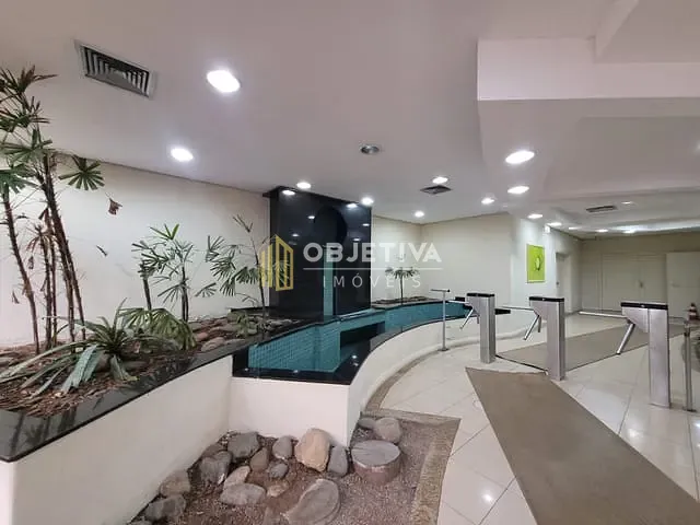 Sala com 391m², para alugar, no bairro Navegantes em Porto Alegre
