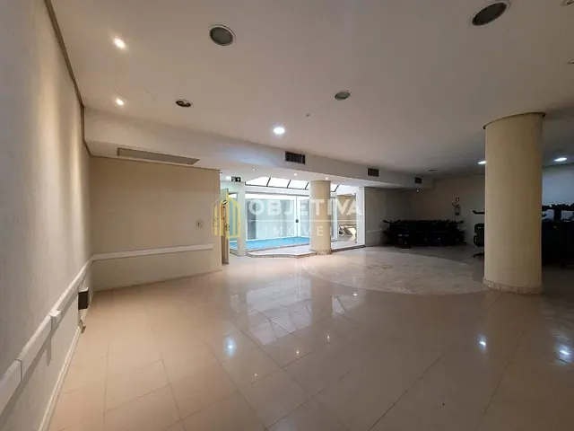 Sala com 391m², para alugar, no bairro Navegantes em Porto Alegre