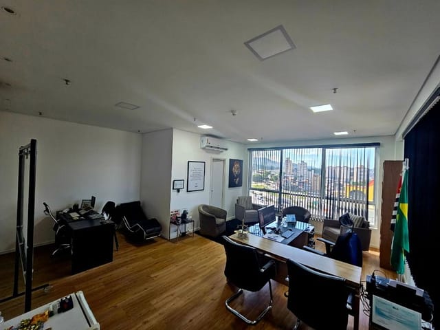 Sala com 42m², à venda, no bairro Vila Nilva em Barueri