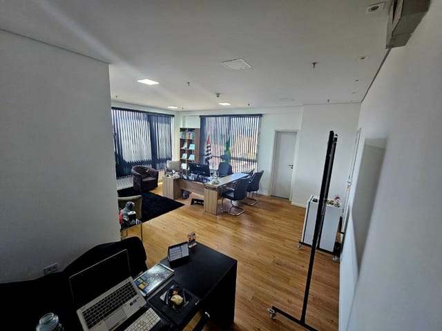 Sala com 42m², à venda, no bairro Vila Nilva em Barueri