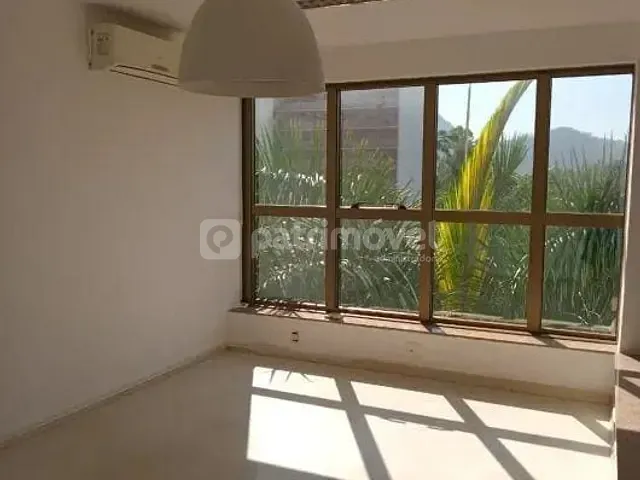 Sala à venda, no bairro Jardim Botânico em Rio de Janeiro