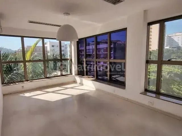 Sala à venda, no bairro Jardim Botânico em Rio de Janeiro