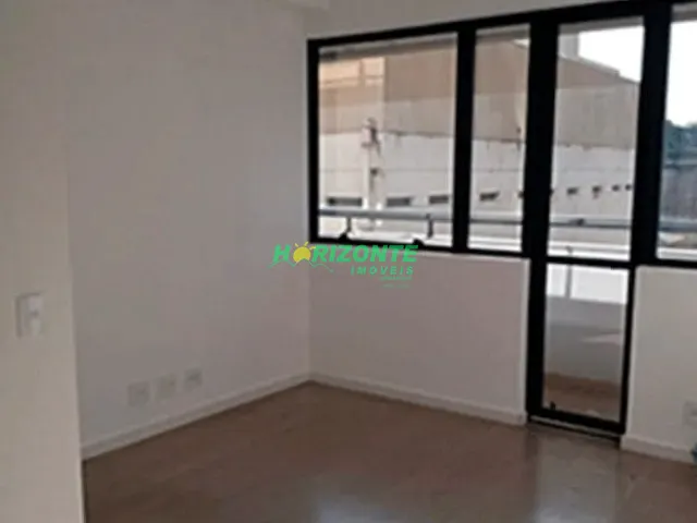 Sala com 37m², à venda ou para alugar, no bairro Jardim São Dimas em São José dos Campos