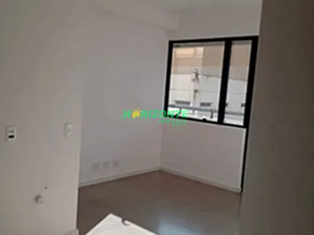Sala com 37m², à venda ou para alugar, no bairro Jardim São Dimas em São José dos Campos