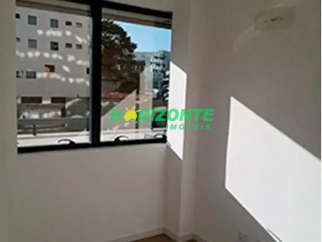 Sala com 37m², à venda ou para alugar, no bairro Jardim São Dimas em São José dos Campos