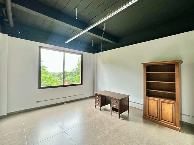 Sala com 41m², à venda ou para alugar, no bairro Chácara São João em Carapicuíba