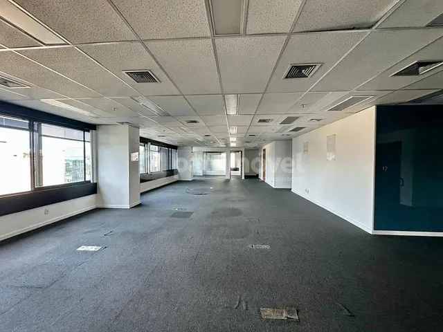 Sala com 300m², para alugar, no bairro Centro em Rio de Janeiro