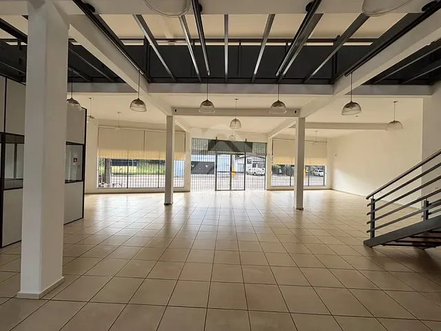 Sala para alugar, no bairro Centro em Lajeado